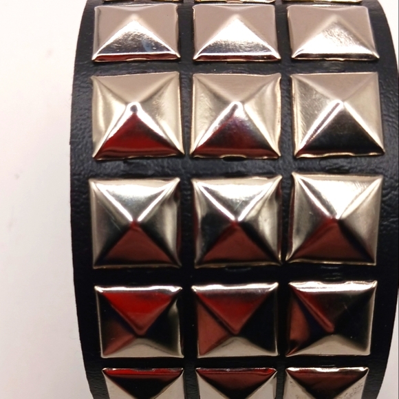 Goth Triple Row Studded vegan Leather Bracelet Unisex -Black-Lot Of 2 New - Picture 10 of 11